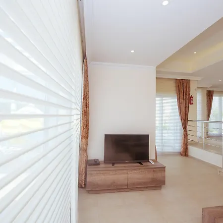 Orka 6 Apartment *